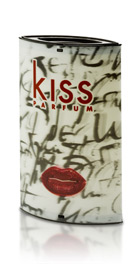 Kiss - Lenticular Packaging